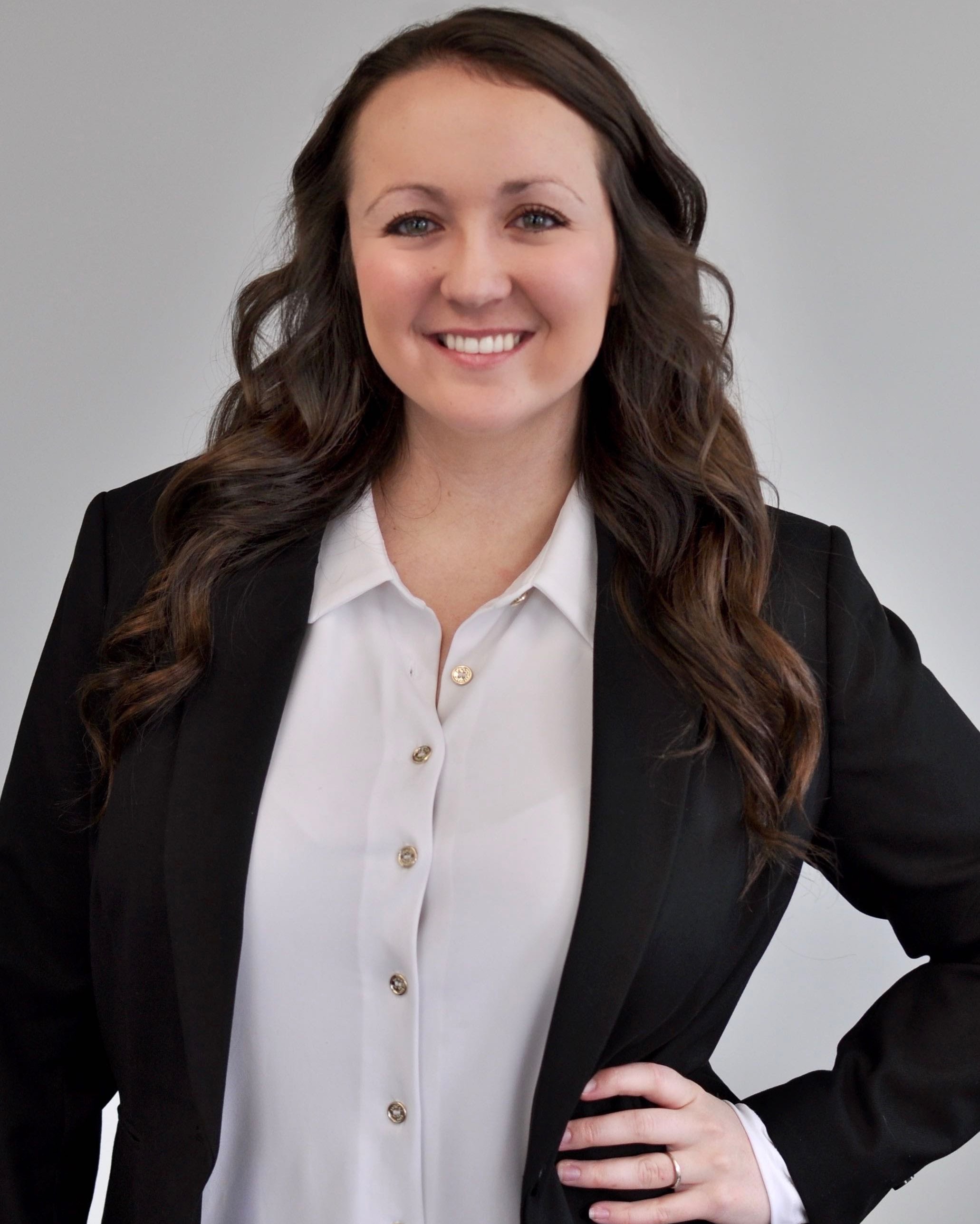 Amber Machado Real Estate Agent